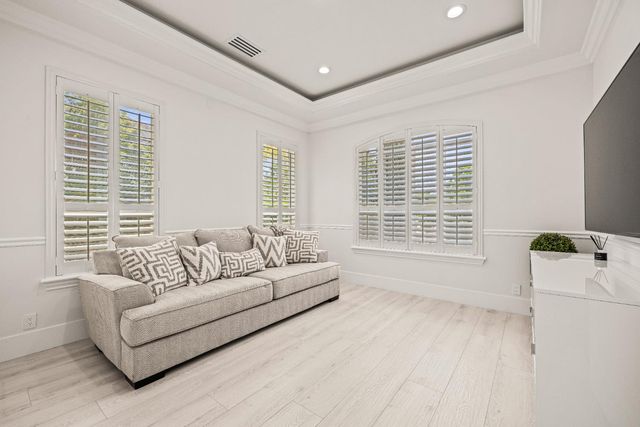 318 Canyon Falls, Folsom, CA 95630