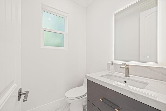 318 Canyon Falls, Folsom, CA 95630