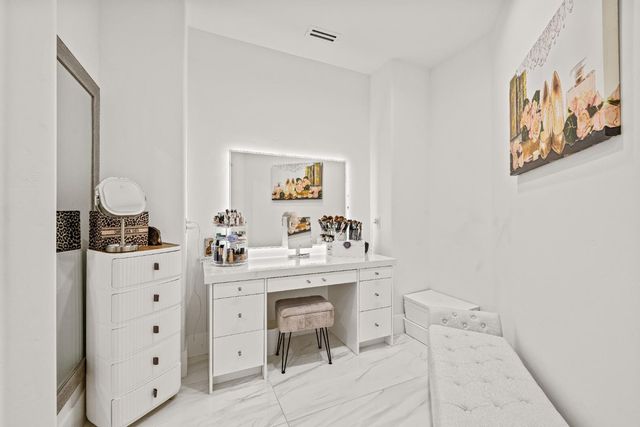 318 Canyon Falls, Folsom, CA 95630