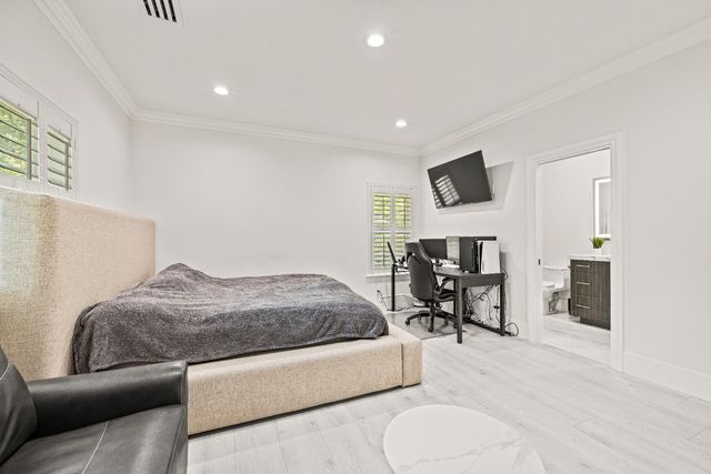 318 Canyon Falls, Folsom, CA 95630