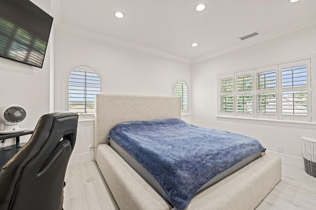 318 Canyon Falls, Folsom, CA 95630