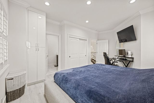 318 Canyon Falls, Folsom, CA 95630