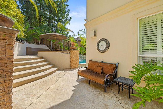 318 Canyon Falls, Folsom, CA 95630