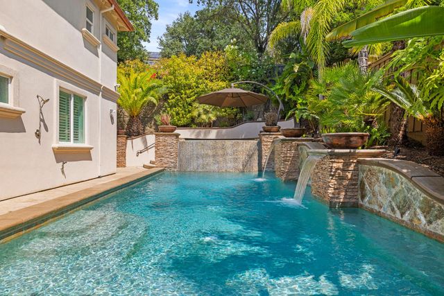 318 Canyon Falls, Folsom, CA 95630