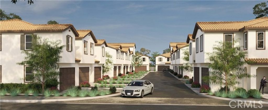 7018 Solara Way, Westminster, CA 92683