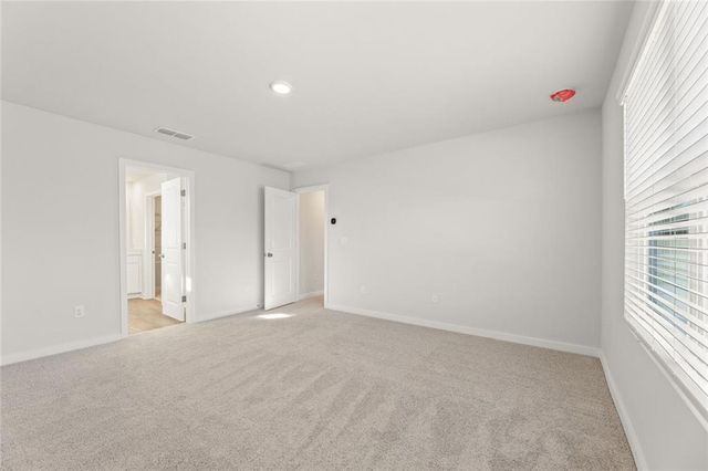 8055 Dickens Drive, Fairburn, GA 30213