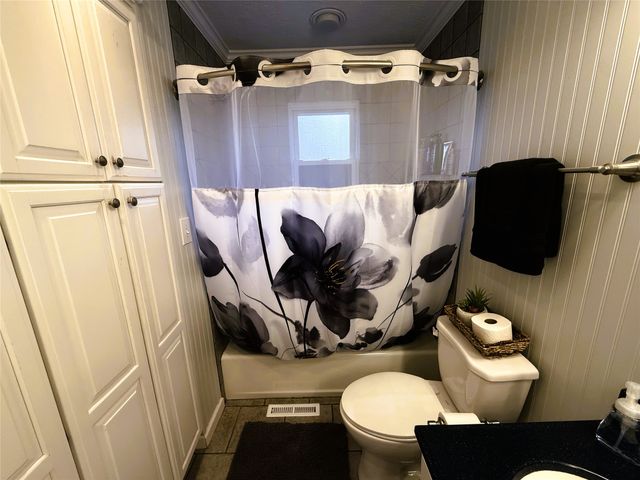 20332 DEVORE Road, Meadville, PA 16335