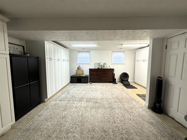 20332 DEVORE Road, Meadville, PA 16335