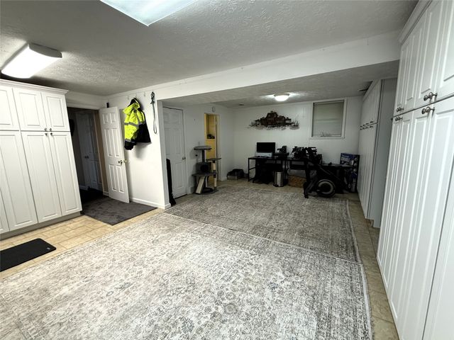 20332 DEVORE Road, Meadville, PA 16335