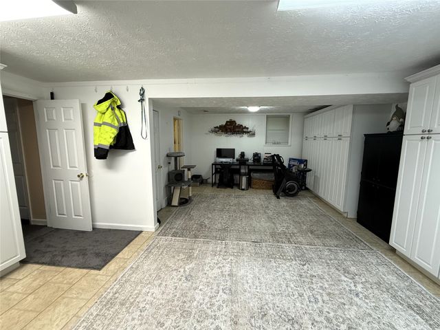 20332 DEVORE Road, Meadville, PA 16335