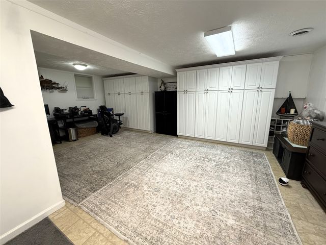 20332 DEVORE Road, Meadville, PA 16335