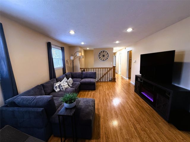 20332 DEVORE Road, Meadville, PA 16335