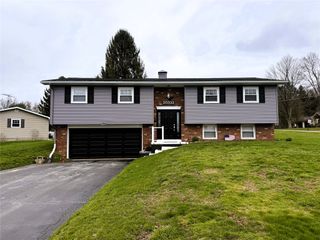 20332 DEVORE Road, Meadville, PA 16335