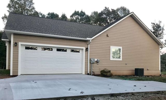 373 New Forest Road, Young Harris, GA 30582