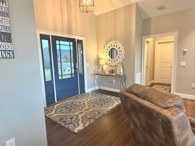 373 New Forest Road, Young Harris, GA 30582