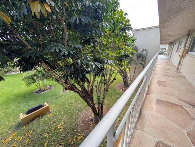 330 NE 26th Avenue 318, Boynton Beach, FL 33435