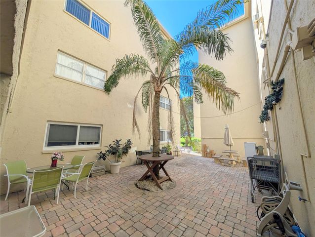 330 NE 26th Avenue 318, Boynton Beach, FL 33435
