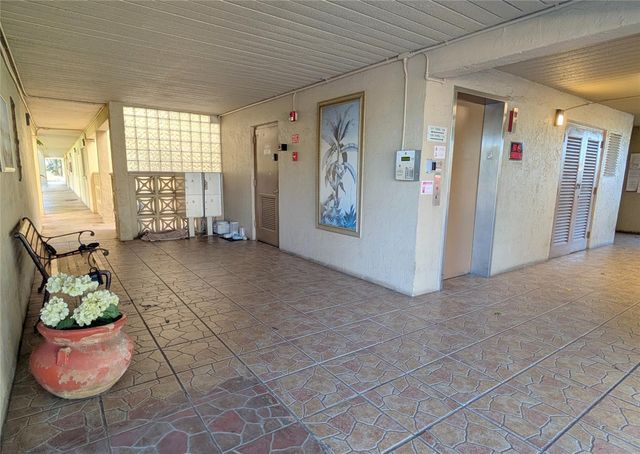 330 NE 26th Avenue 318, Boynton Beach, FL 33435