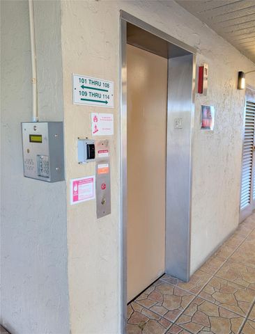 330 NE 26th Avenue 318, Boynton Beach, FL 33435