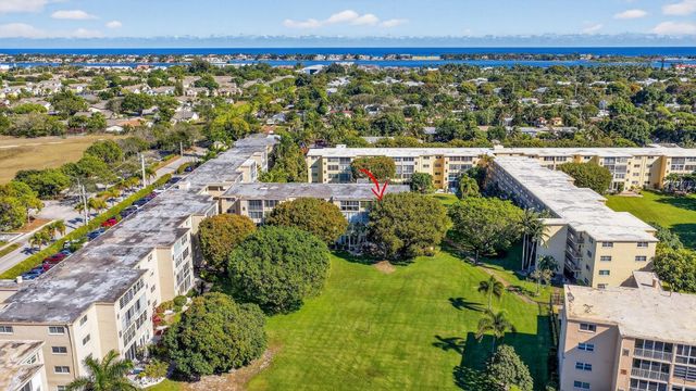 330 NE 26th Avenue 318, Boynton Beach, FL 33435