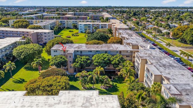 330 NE 26th Avenue 318, Boynton Beach, FL 33435