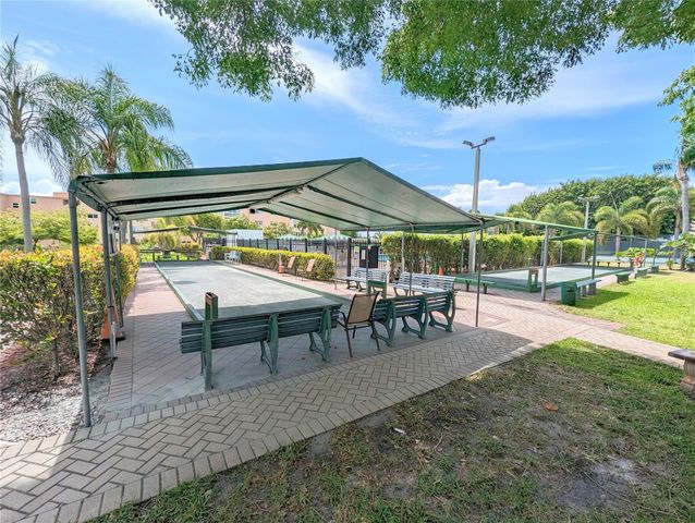 330 NE 26th Avenue 318, Boynton Beach, FL 33435