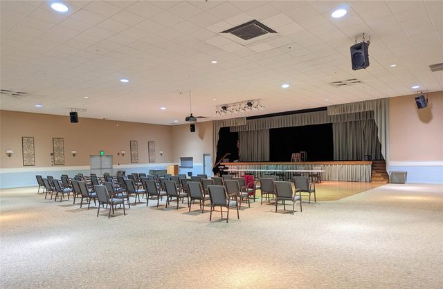 330 NE 26th Avenue 318, Boynton Beach, FL 33435