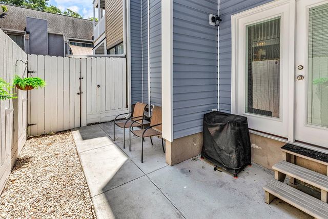 7300 Porcher Dr Apt 2, Myrtle Beach, SC 29572
