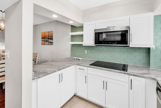 7300 Porcher Dr Apt 2, Myrtle Beach, SC 29572