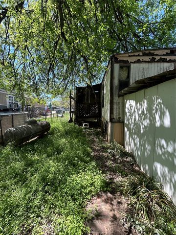 1812 Gale Drive, Pelican Bay, TX 76020