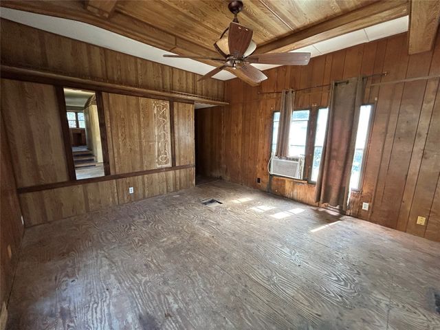 1812 Gale Drive, Pelican Bay, TX 76020