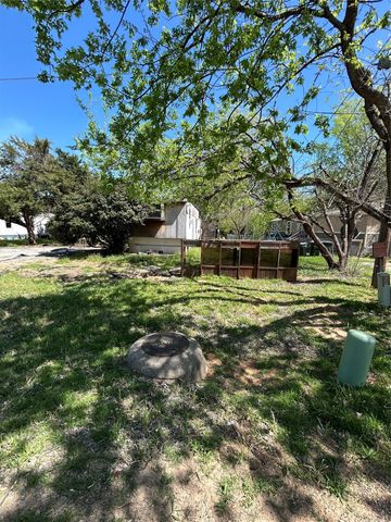 1812 Gale Drive, Pelican Bay, TX 76020