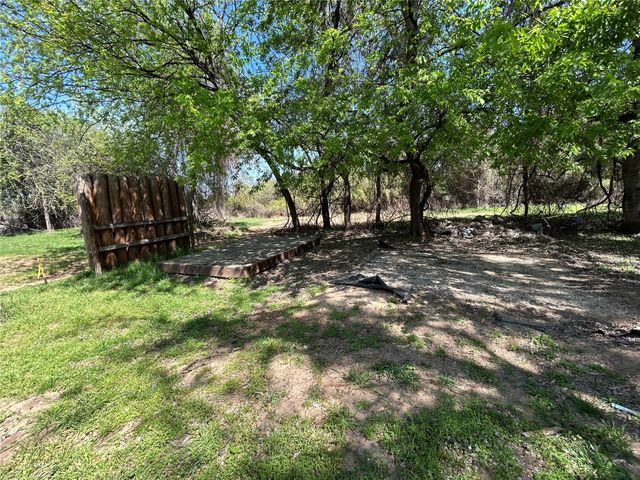 1812 Gale Drive, Pelican Bay, TX 76020