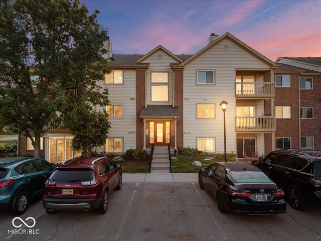 12519 Timber Creek Drive UNIT 11, Carmel, IN 46032