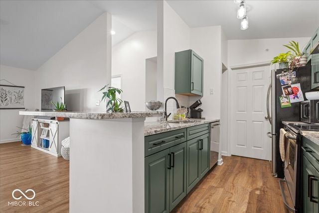 12519 Timber Creek Drive UNIT 11, Carmel, IN 46032