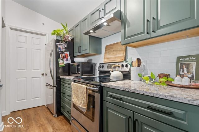 12519 Timber Creek Drive UNIT 11, Carmel, IN 46032