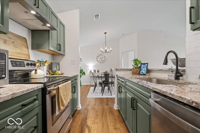 12519 Timber Creek Drive UNIT 11, Carmel, IN 46032