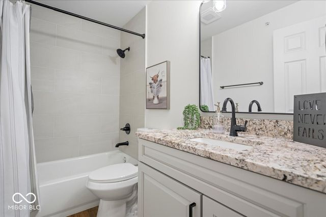 12519 Timber Creek Drive UNIT 11, Carmel, IN 46032
