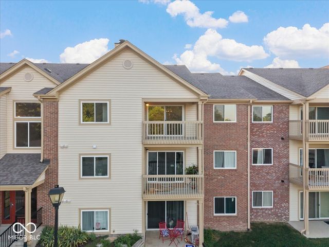 12519 Timber Creek Drive UNIT 11, Carmel, IN 46032