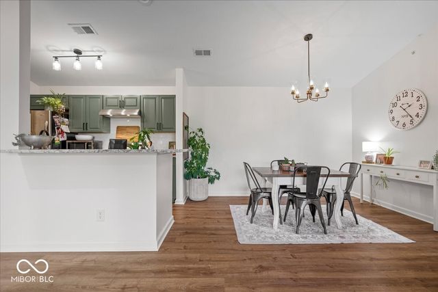 12519 Timber Creek Drive UNIT 11, Carmel, IN 46032