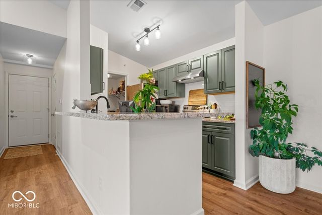 12519 Timber Creek Drive UNIT 11, Carmel, IN 46032