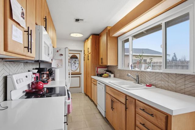 1740 Colorado Ave, Turlock, CA 95382