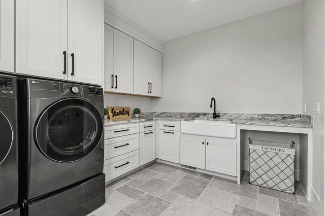 1019 Moorings Court, Muskegon, MI 49445
