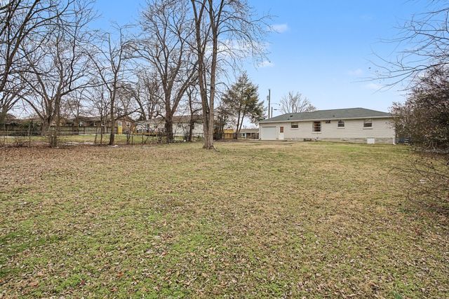 108 Lucinda Ln, Hendersonville, TN 37075