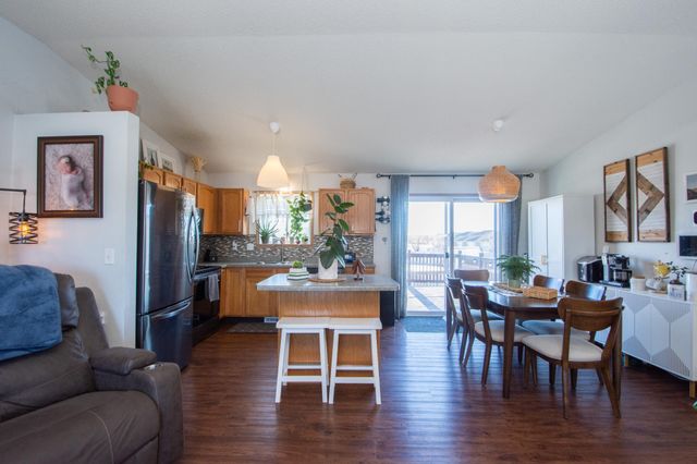 1884 Huntington Lane, West Fargo, ND 58078