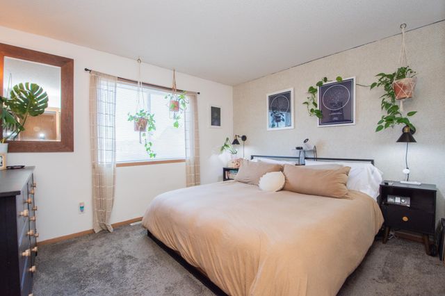 1884 Huntington Lane, West Fargo, ND 58078