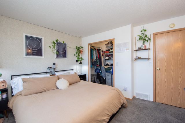 1884 Huntington Lane, West Fargo, ND 58078