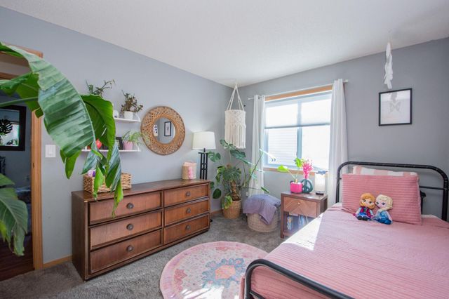 1884 Huntington Lane, West Fargo, ND 58078