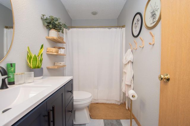 1884 Huntington Lane, West Fargo, ND 58078