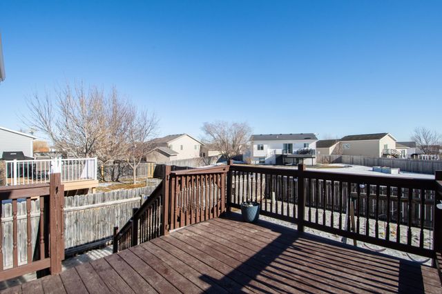 1884 Huntington Lane, West Fargo, ND 58078